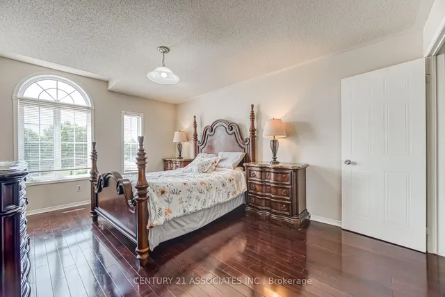 Additional image 24 of 5785 Sidmouth St