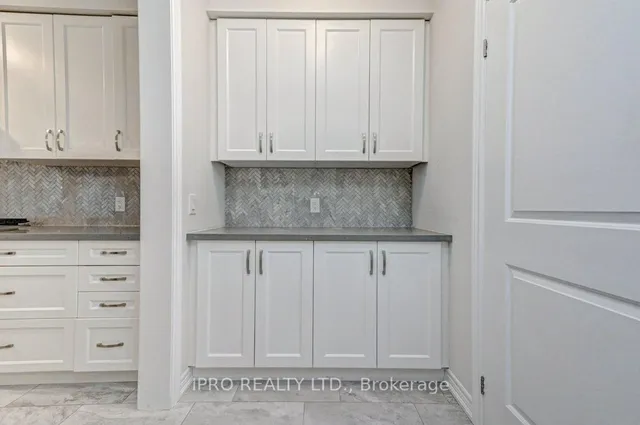 Additional image 24 of 624 Beckview Cres