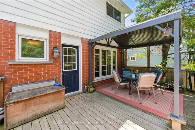 房产图片 36 - 18 Moonglow Pl