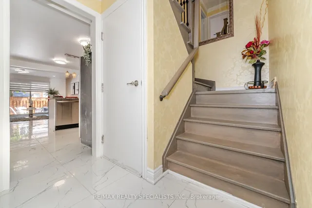 Additional image 20 of 33 Asterwind Cres