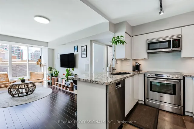 Additional image 4 of 300 Balliol St Unit PH909