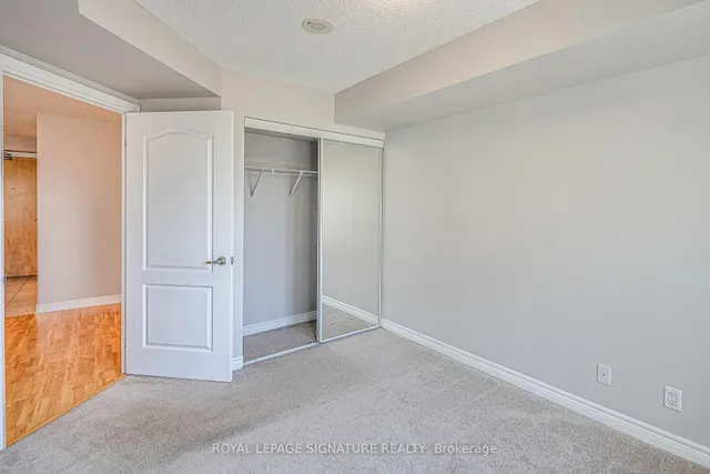 Additional image 9 of 212 Eglinton Ave Unit 402