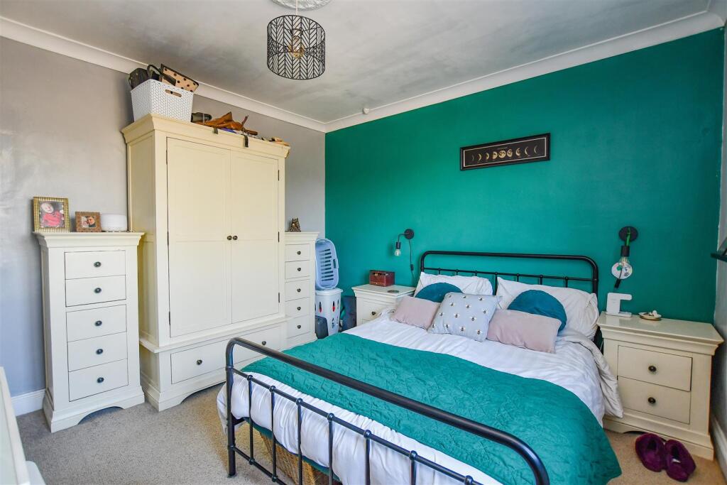 Additional image 8 of Old Cottages, Bell Lane, London Colney, St. Albans