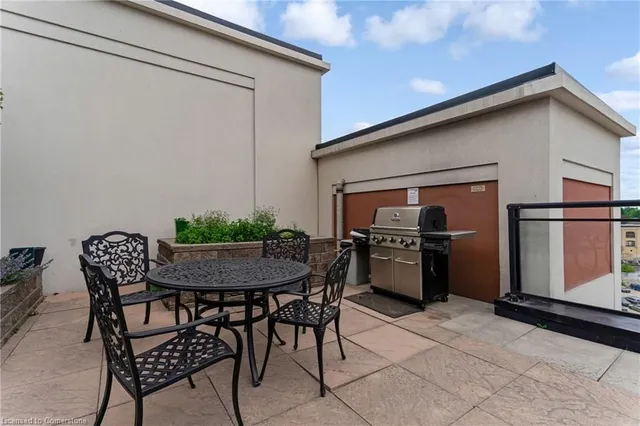 Additional image 29 of 410 King St Unit 413