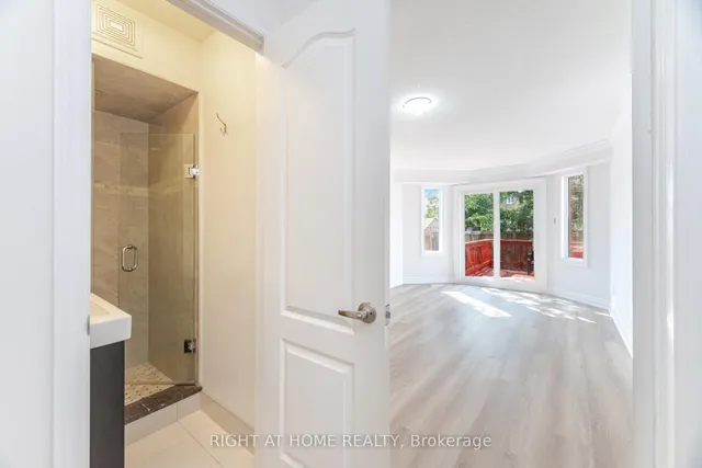 Additional image 15 of 325 Harrowsmith Dr