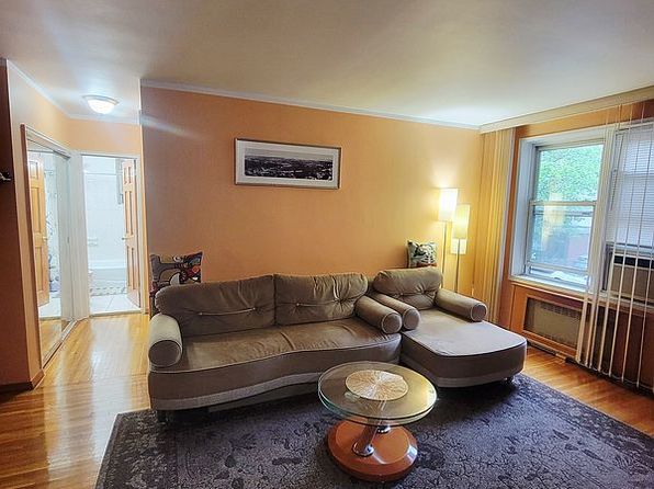 388 Avenue S #2C, Brooklyn, NY 11223
