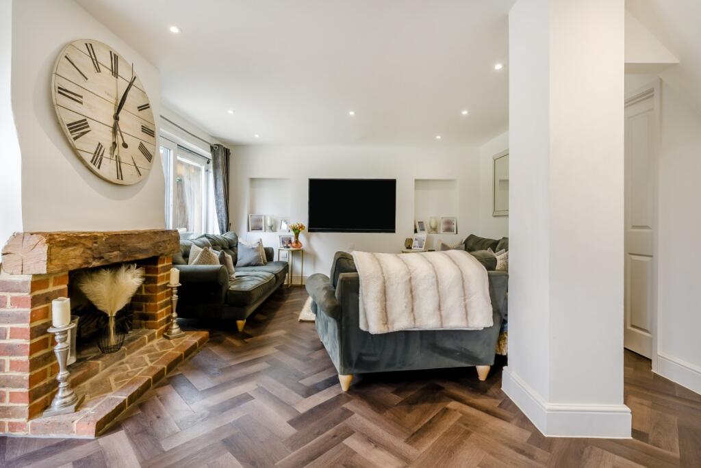 Additional image 41 of Radlett Road, Frogmore, St. Albans, Hertfordshire