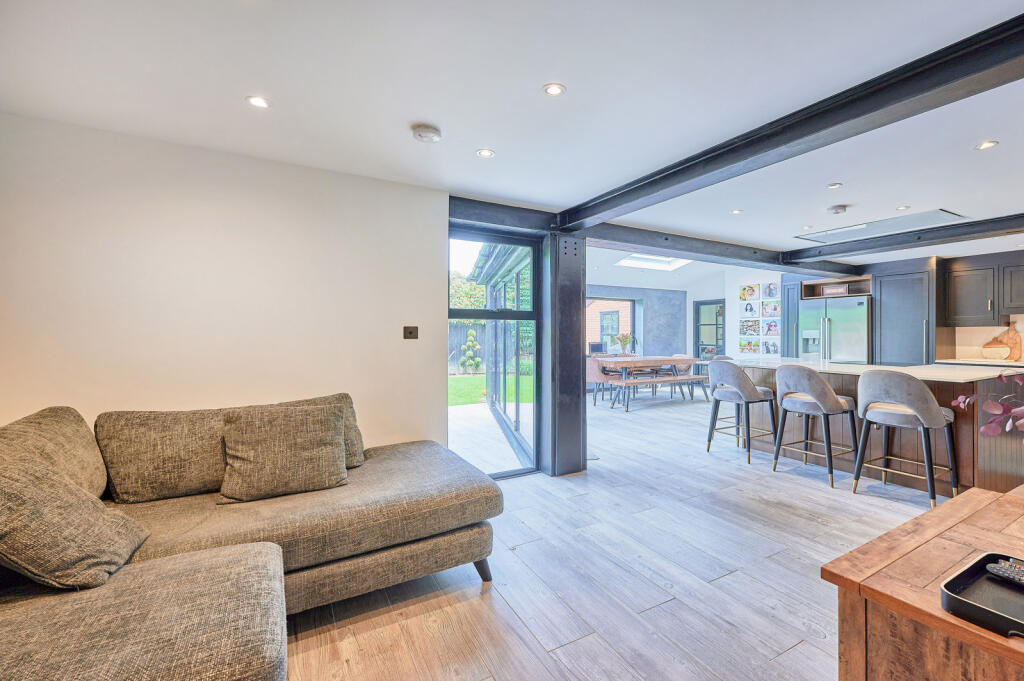 Additional image 18 of Holborn Close, St. Albans, Hertfordshire, AL4