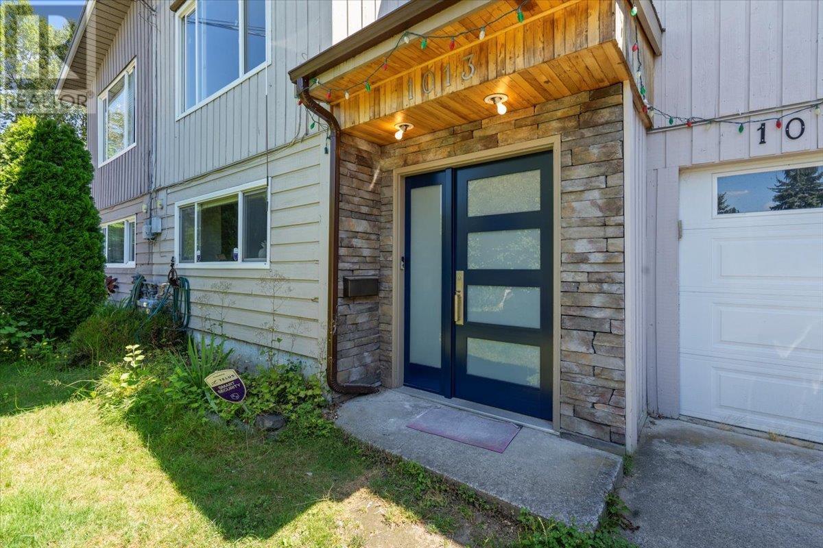 1013 IRVINE STREET|Coquitlam, British Columbia V3C3W1