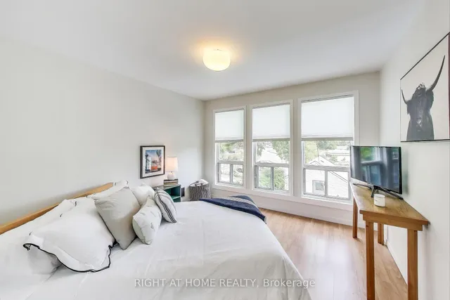 Additional image 12 of 2 sutherland Ave