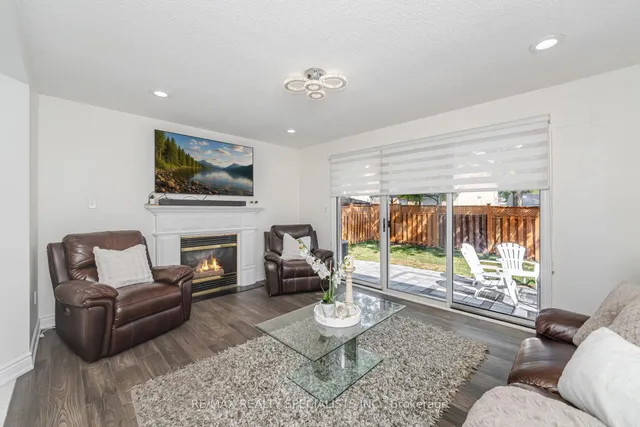 Additional image 18 of 33 Asterwind Cres