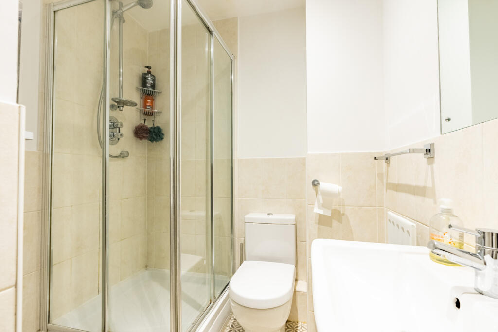 Additional image 16 of St. Andrews Drive, St. Albans, Hertfordshire, AL1