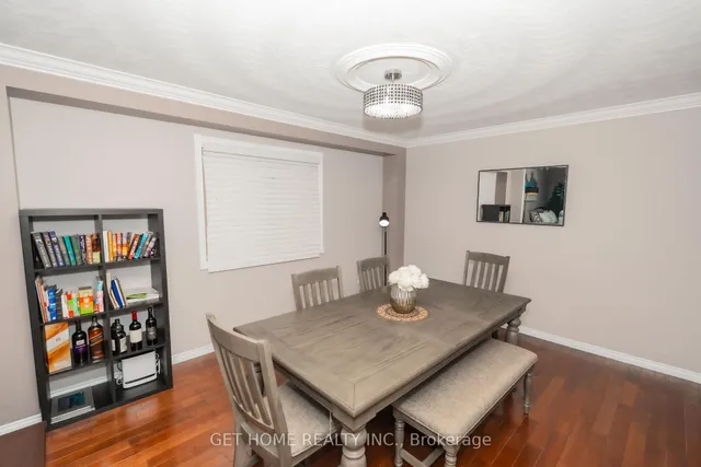 Additional image 28 of 111 AUBREY Ave