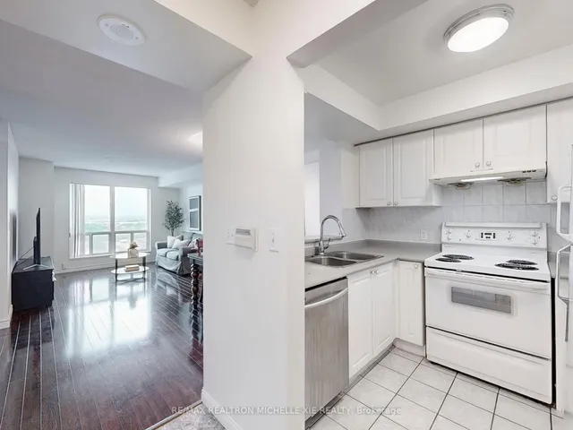 Additional image 10 of 1 Lee Centre Dr Unit Ph201