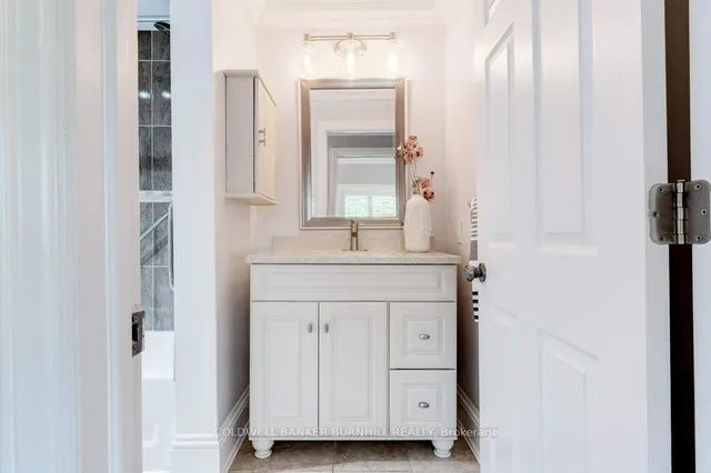 Additional image 33 of 54 Flamboro St