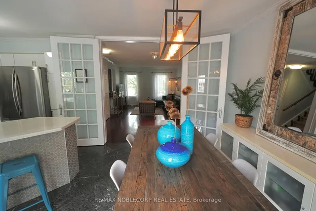 Additional image 11 of D-17 Overlea Blvd