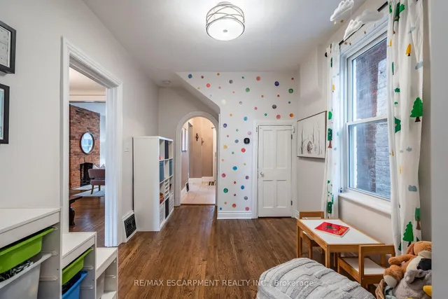 Additional image 5 of 43 OXFORD St