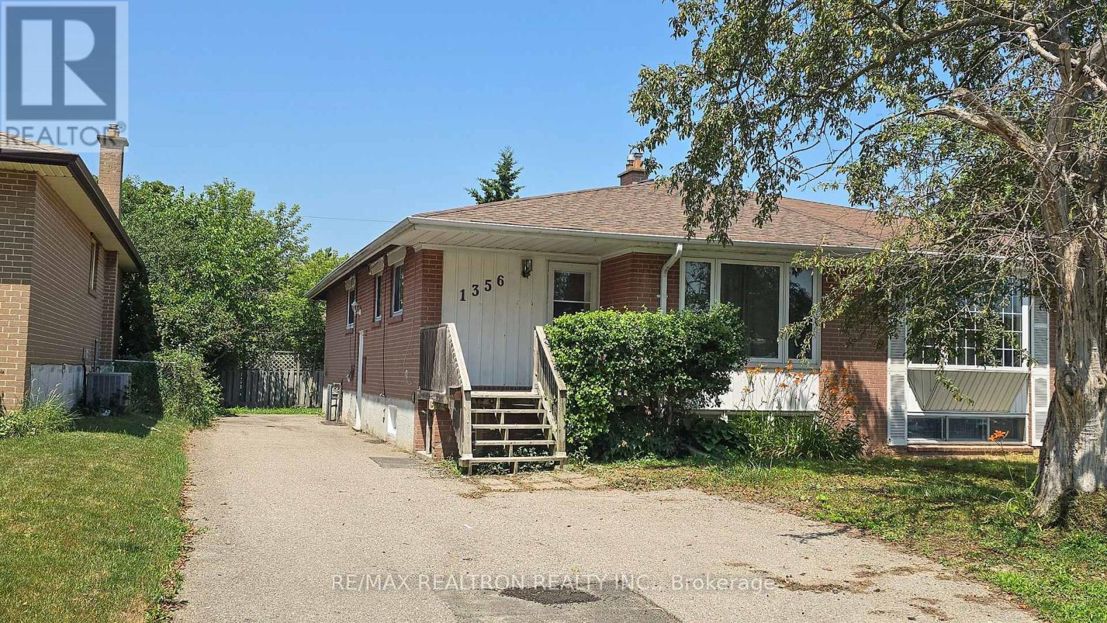 1356 TATRA DRIVE|Pickering (Bay Ridges), Ontario L1W1K6