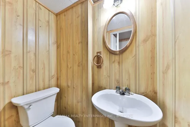 Additional image 28 of 111 Elgin Dr