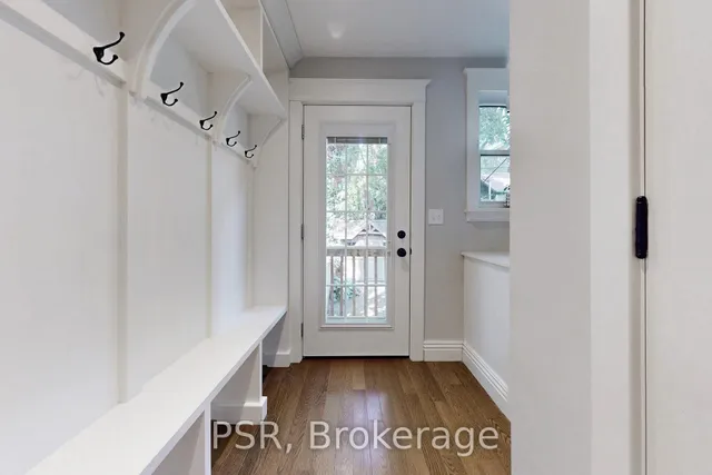 Additional image 18 of 102 Glendale Ave