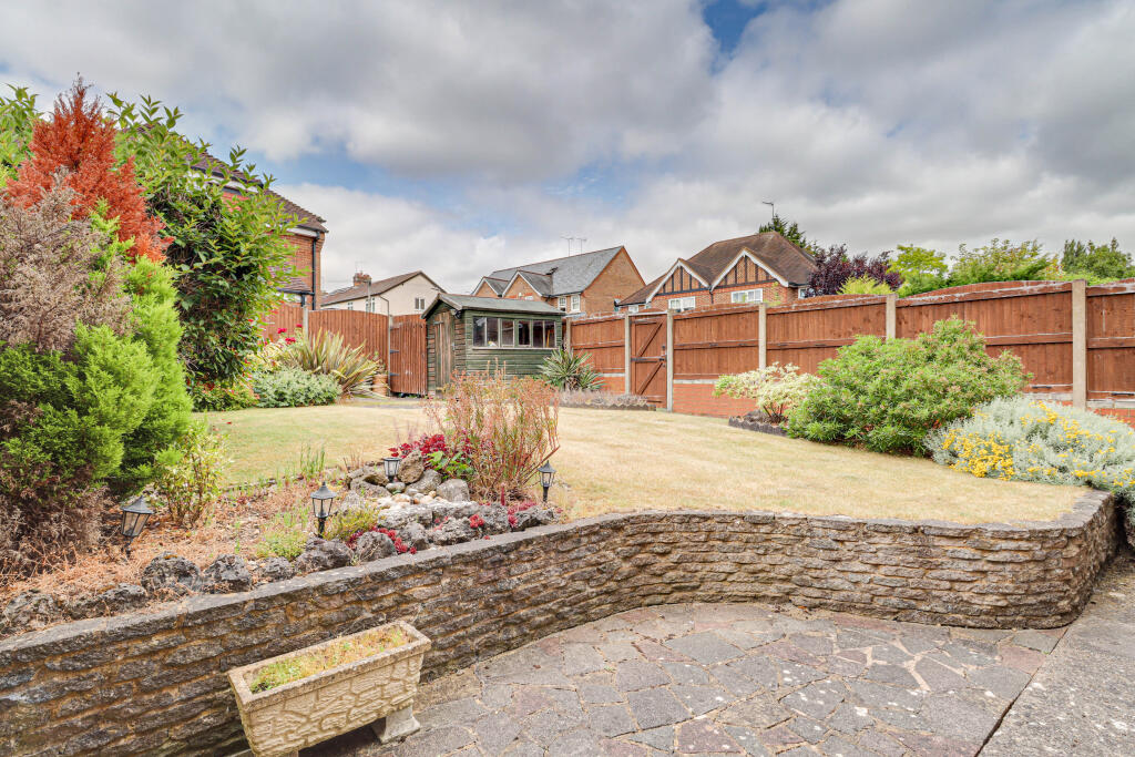 Additional image 7 of Waveney Road, Harpenden, AL5