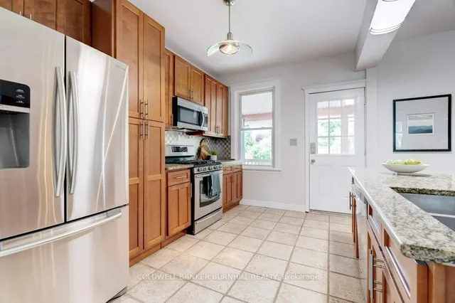 Additional image 9 of 550 Hughson St