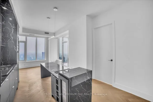 Additional image 17 of 11 Yorkville Ave Unit 6007