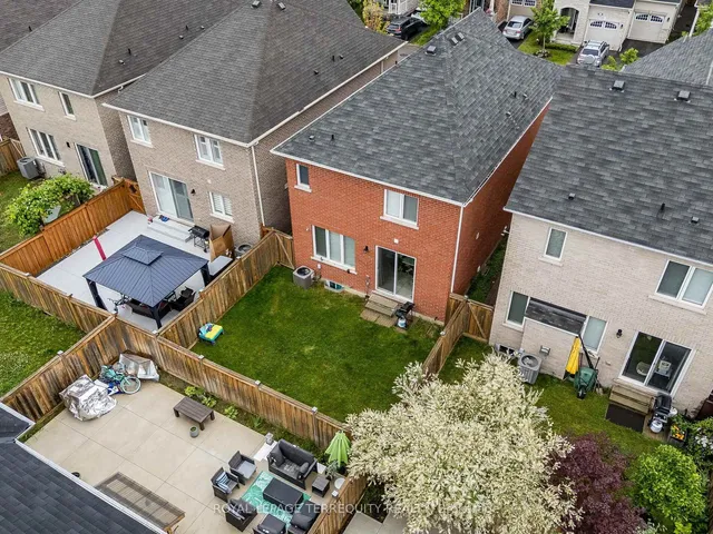 Additional image 39 of 903 Penson Cres