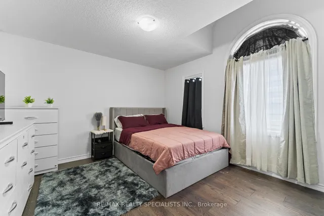 Additional image 25 of 24 Wainwright Dr