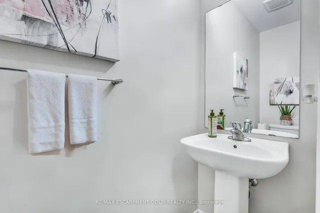 Additional image 22 of 16 Lakefront Dr