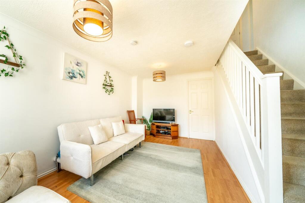 Additional image 2 of Orient Close, St. Albans