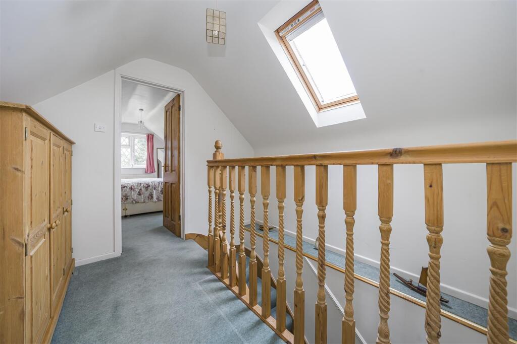 Additional image 11 of Burston Drive, Park Street, St. Albans