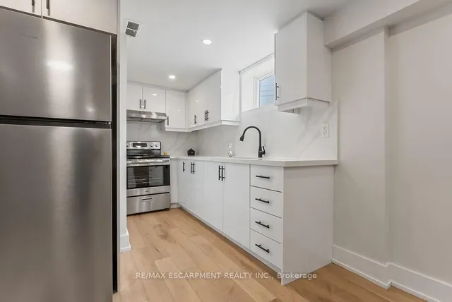 Additional image 20 of 71 Glassco Ave