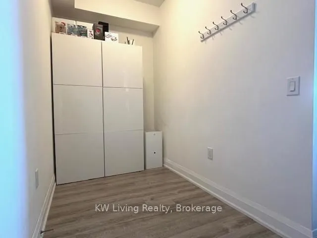 Additional image 13 of 2800 Keele St Unit 417