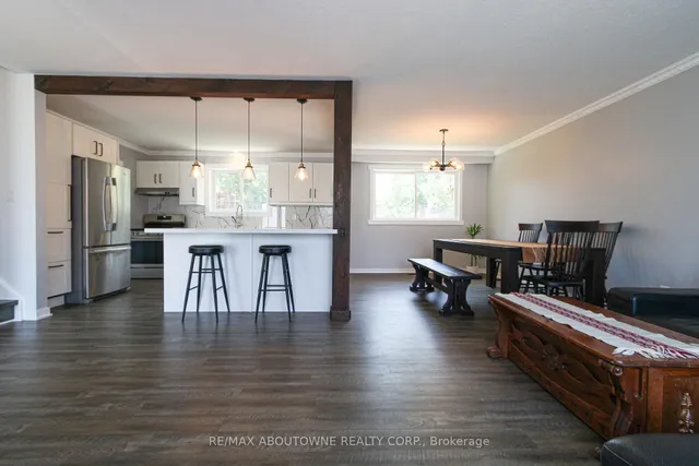 Additional image 8 of 626 Cape Ave