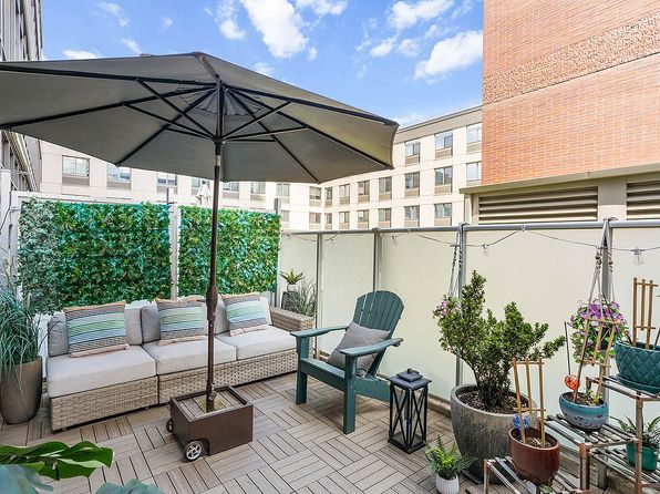 1 Northside Piers APT 3L, Brooklyn, NY 11249