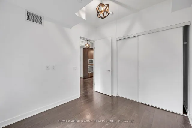 Additional image 21 of 115 Blue Jays Way Unit 915