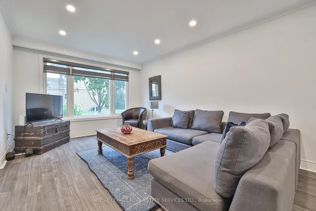 Additional image 14 of 224 Overbrook Pl