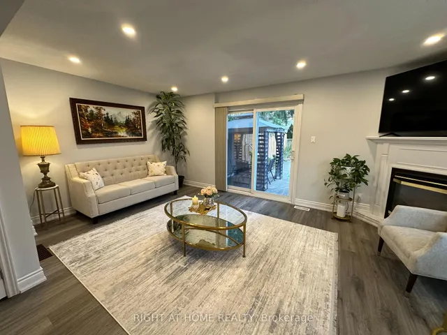 Additional image 23 of 14 Hero Sq