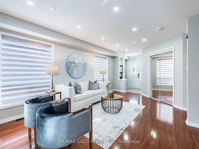 Additional image 9 of 7 Dunlop Crt