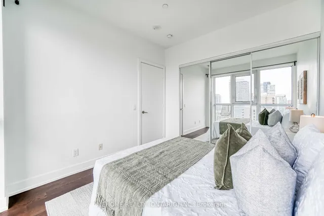 Additional image 12 of 7 Grenville St Unit 2806