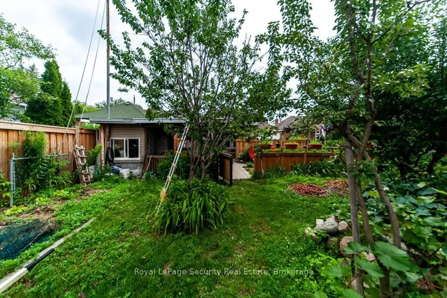 Additional image 47 of 44 Woodgate Dr