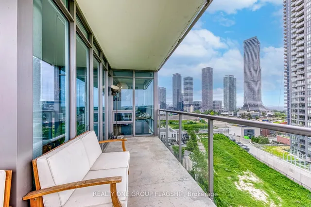 Additional image 29 of 88 Park Lawn Rd Unit 1105