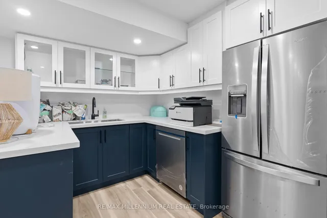 Additional image 36 of 51 Legendary Circ