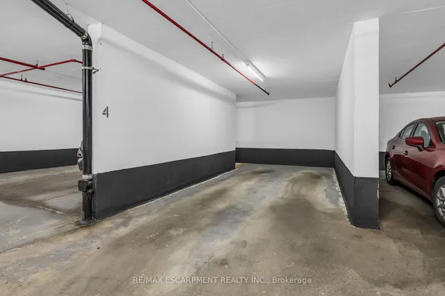 Additional image 37 of 67 Caroline St Unit 203