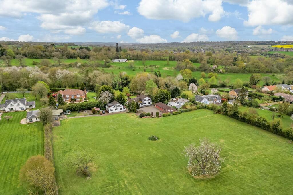 Additional image 3 of Reynards Road, Welwyn