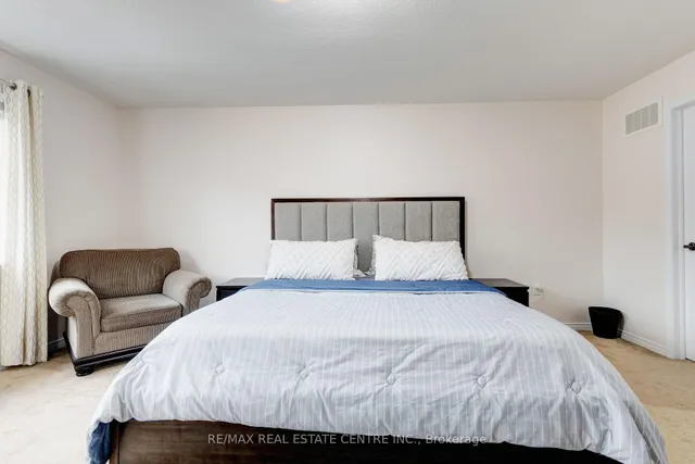 Additional image 23 of 11 Hoover Rd