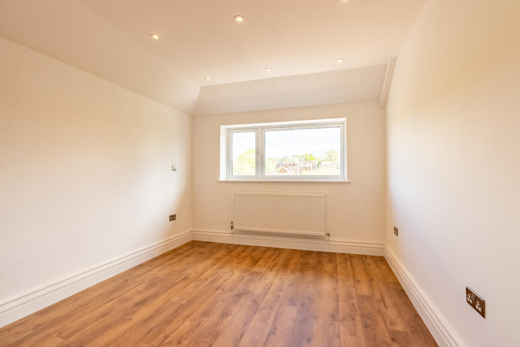 Additional image 10 of Batchwood Drive, St Albans, AL3