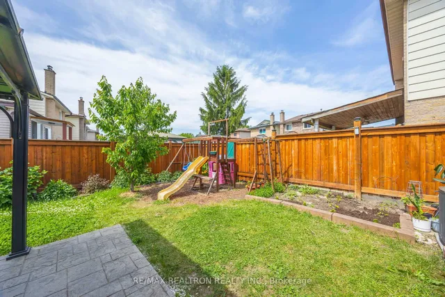 Additional image 34 of 57 Franca Cres