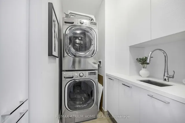 Additional image 20 of 42 Charles St Unit PH 5305